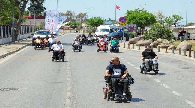 Balçova’da Akülü Araç Farkındalık Yarışı