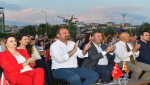 Çiğli'de Büyük Festivalin İlk Günü Tamamlandı