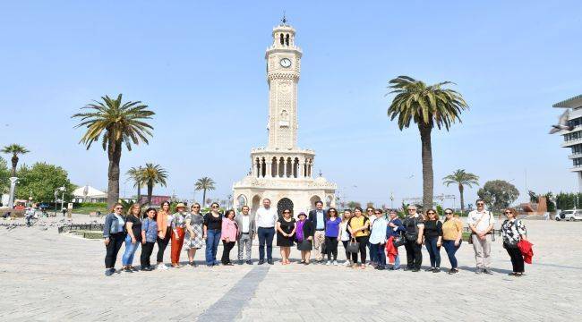 Çiğlili kadınların Kemeraltı turu