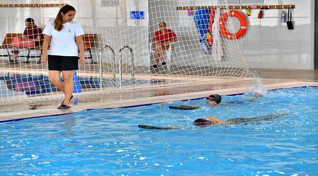 Havuz İzmir altyapıya sporcu kazandırıyor