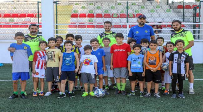 Buca Belediyesi’nden futbol kursu