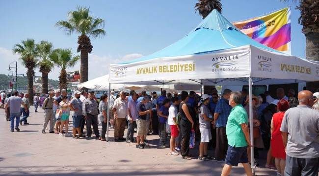 Başkan Ergin'den 7 bin kişiye aşure ikramı