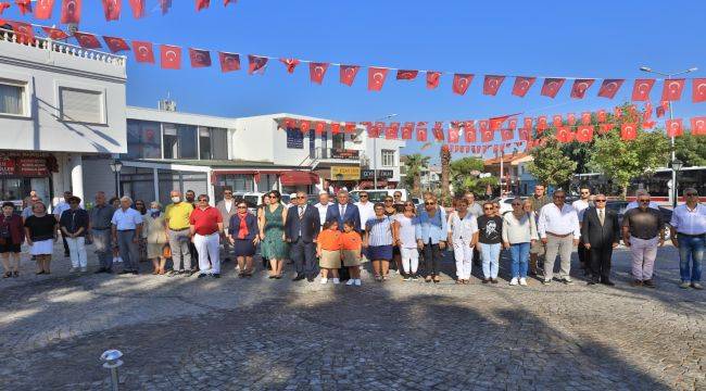 CHP Güzelbahçe'den çifte kutlama