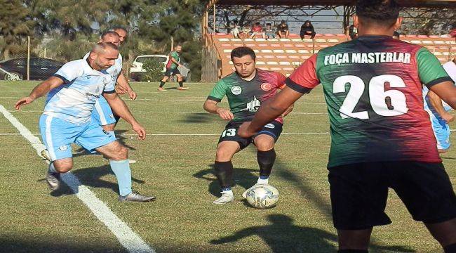 Masterler Futbol Ligi’nde lider Ortaklar, Foça engelini geçemedi