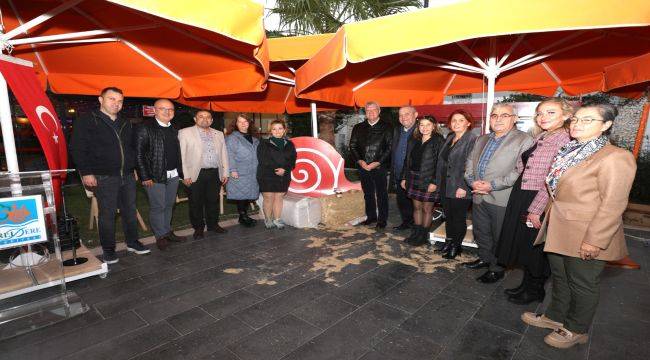 Narlıdere, ‘Toprak Ana Günü’nde sokak lezzetleriyle buluştu