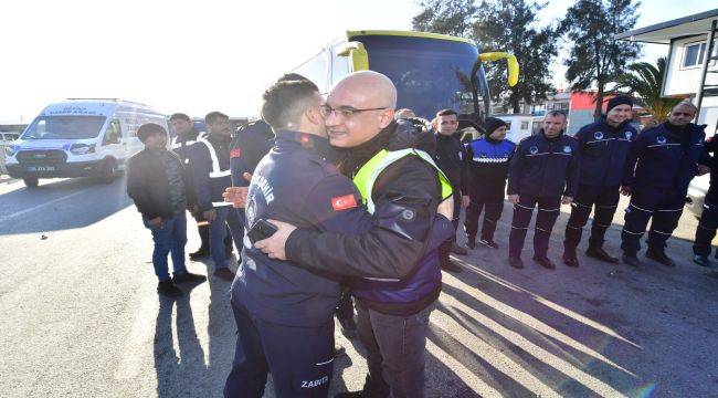 İzmir Büyükşehir Belediyesi’nden afet bölgesine personel desteği