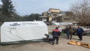 Torbalı Belediyesi'nden afetzedelere termal çadır