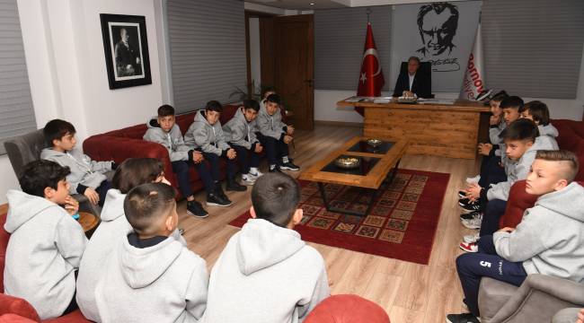 Bornova Karması dünya devleriyle birlikte U12 CUP’da