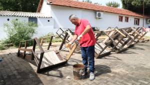 Menderes Plajlarında Tadilat Zamanı