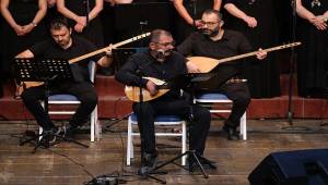Narlıdere Dostlar Korosu’ndan Aşık Veysel Türküleri Konseri
