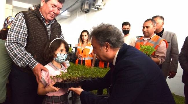 Bornovalı çiftçiye tam destek 