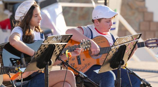 Gaziemir Belediyesi Çocuk Orkestrası yeni müzisyenlerini arıyor