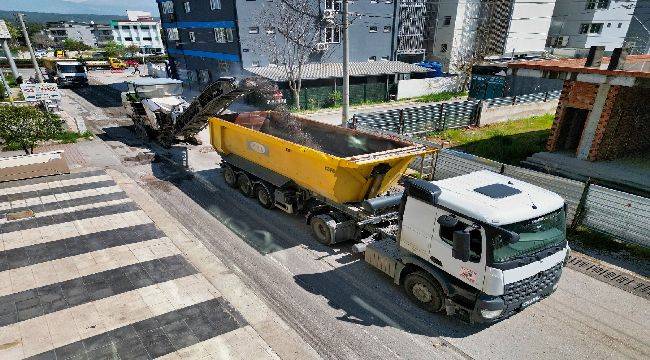  Gaziemir’in yollarında yoğun çalışma