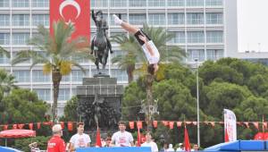 İzmir’de 19 Mayıs coşkusu 