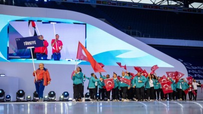 İzmirli 5 sporcu ay-yıldız için ter döküyor