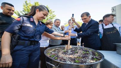 "İzmir asla mücadeleyi bırakmaz"