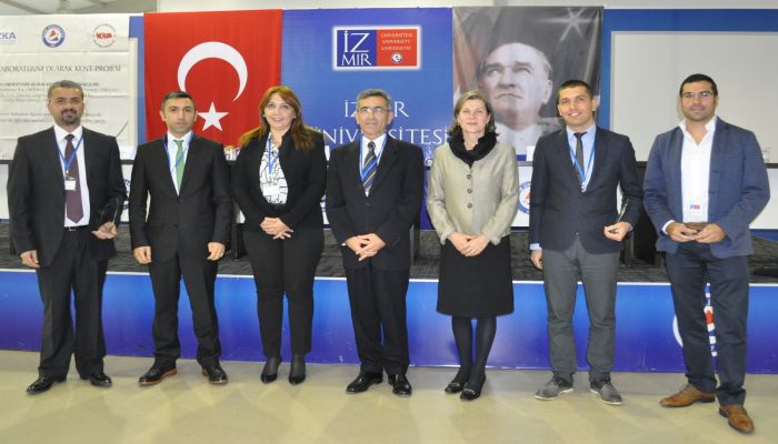 İzmir için akıllı kent vizyonu tartışıldı