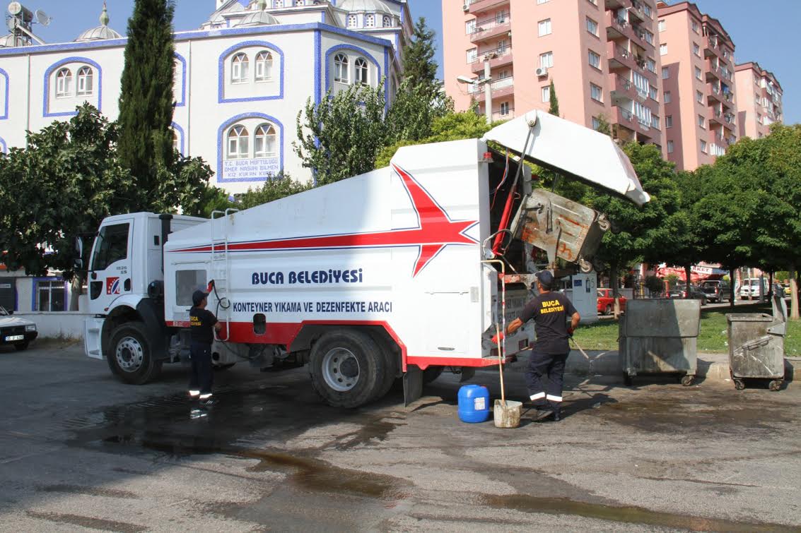 Girilmedik mahalle, temizlenmedik sokak kalmıyor