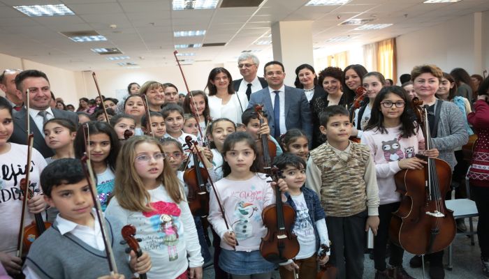 Çocuk dostu kentten, Çocuk Senfoni Orkestrası