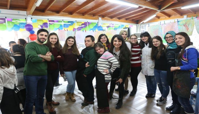 Down Sendromlular mutluluğun ebrusunu yaptı