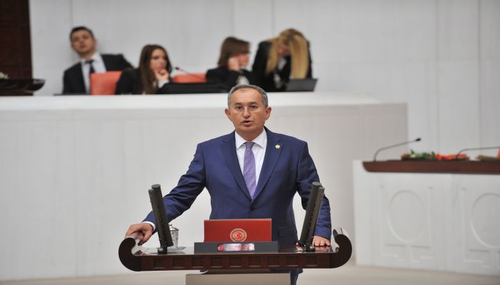 Sertel, Bakan Eroğlu’nu Gediz Nehri’nde balık tutmaya davet etti!