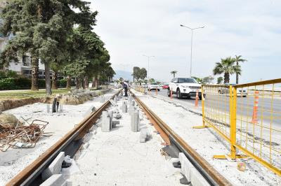 Konak tramvayı için “geçici” trafik düzenlemesi
