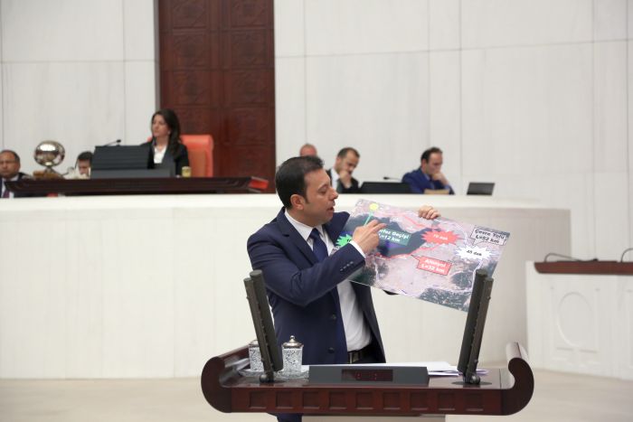 İzmirli Başbakan en büyük gururumuz