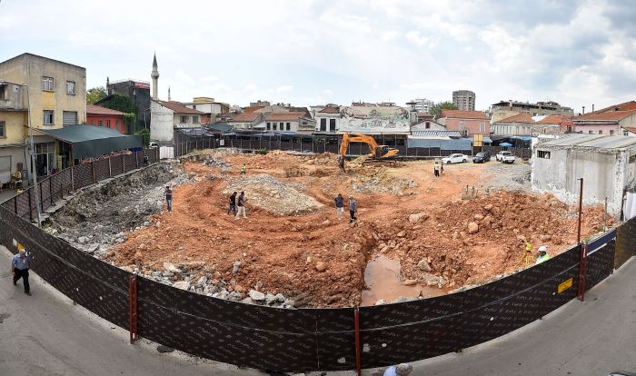 Balıkçılar Meydanı'nda mesai başladı