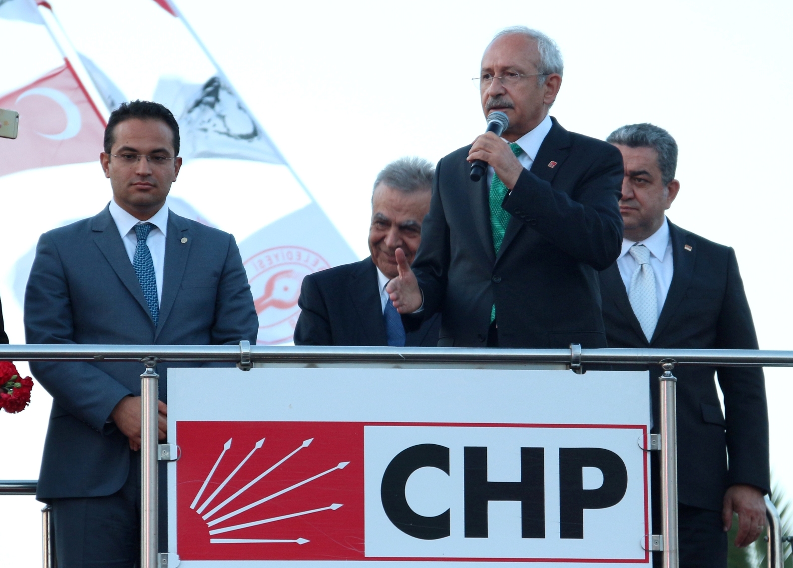 İzmir’in yeni stadınının açılış kurdelasını Kılıçdaroğlu kesecek