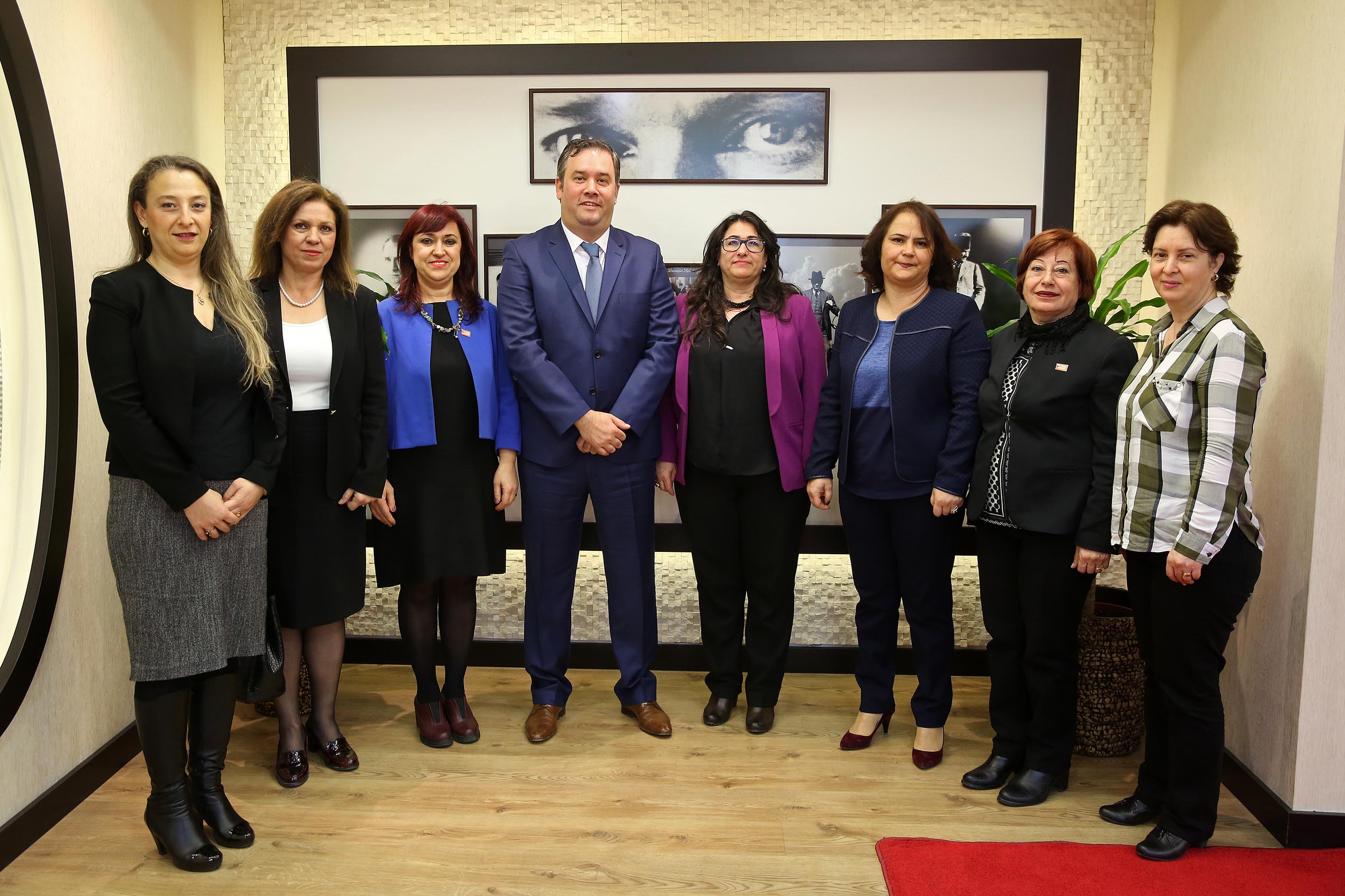 Bucalı kadınlara yurttaşlık eğitimi başlıyor