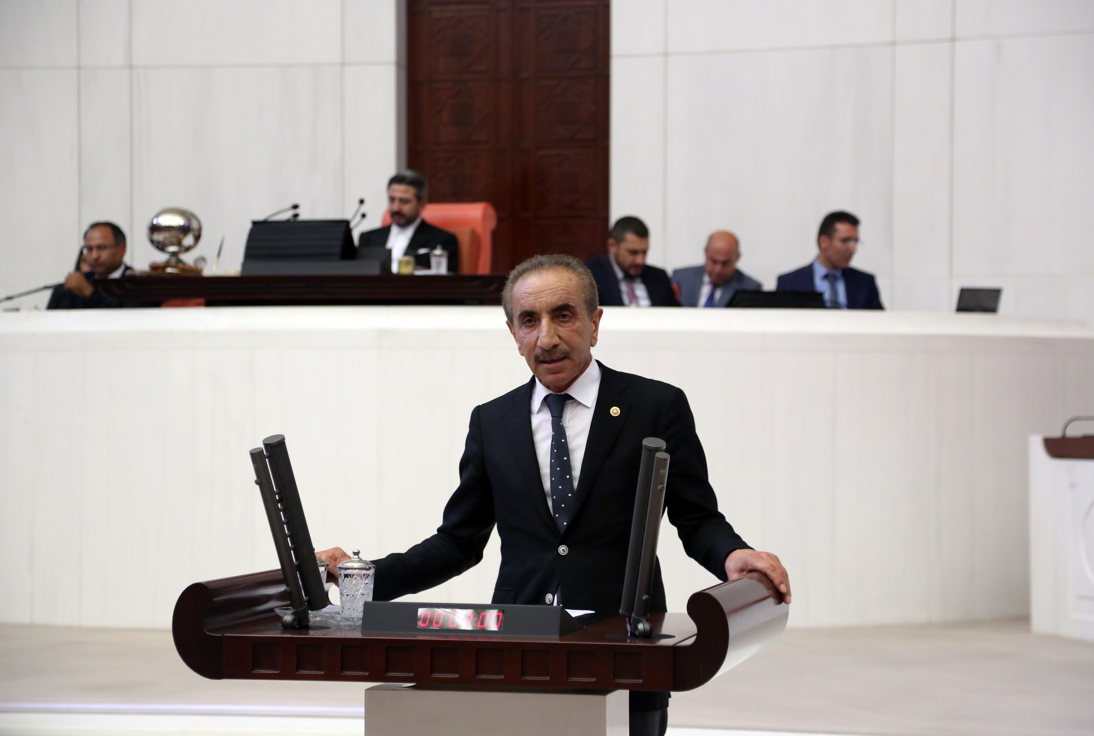 CHP’li Ali Yiğit’ten Veterinerler İçin Kanun Teklifi