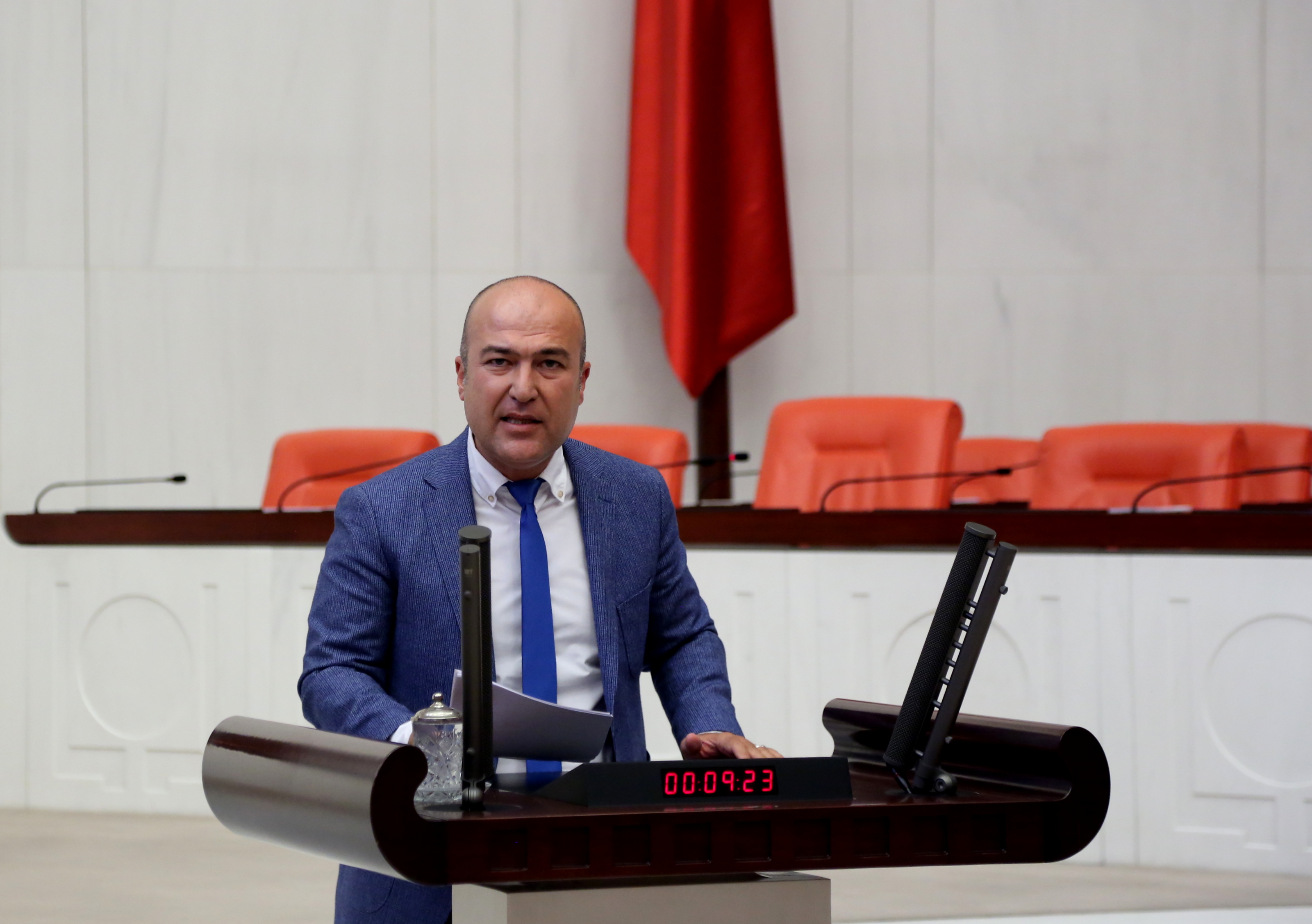 CHP’li Bakan’dan Kültür Bakanı’na “İzmir” Soruları
