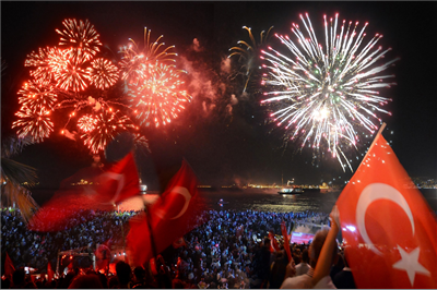Bu coşkuya herkes ortak olsun diye..