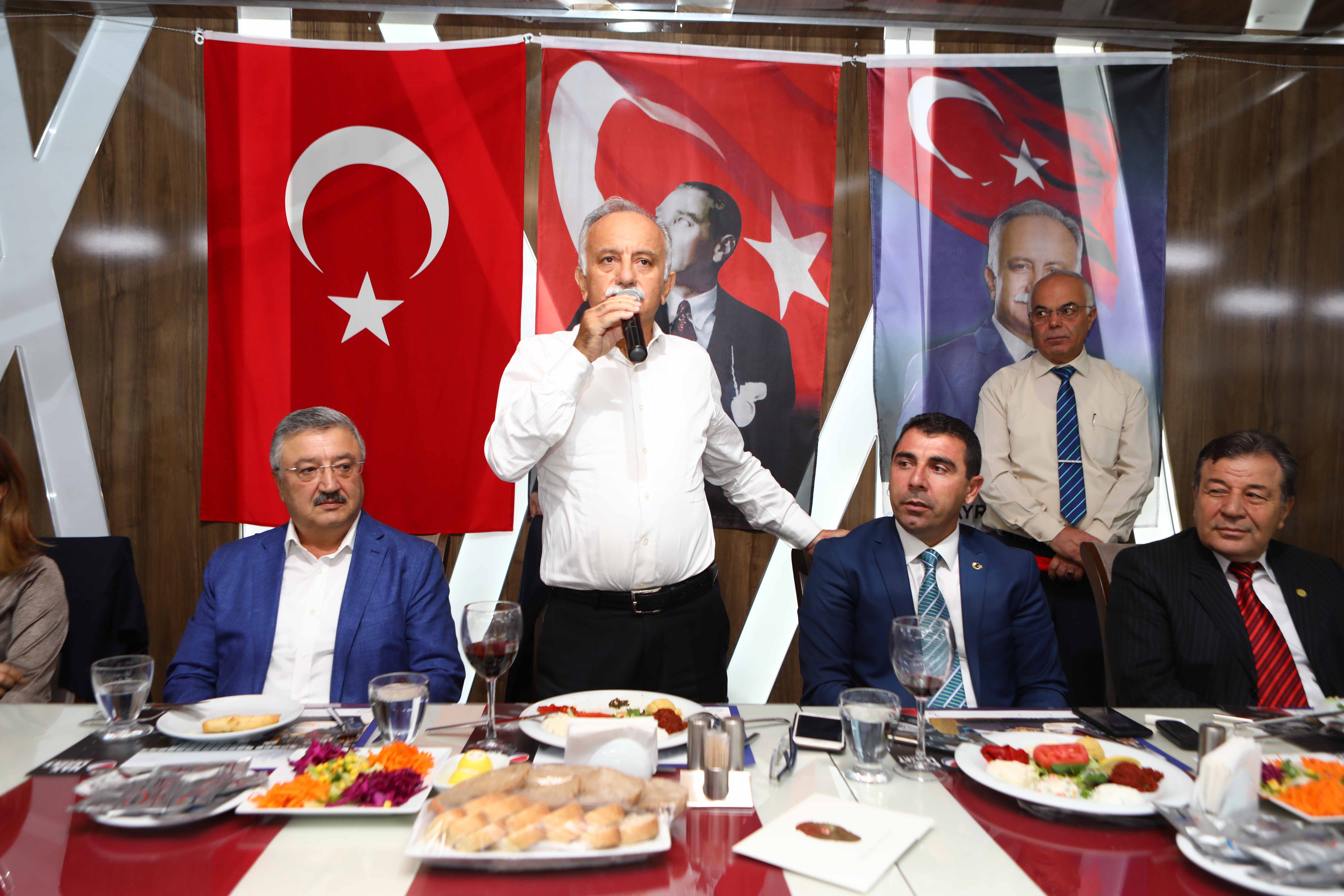 “İzmir’in güzellikleri burada kalsın”