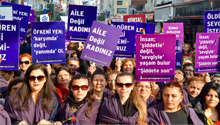 Kadına Şiddete İzmir Tepkisi