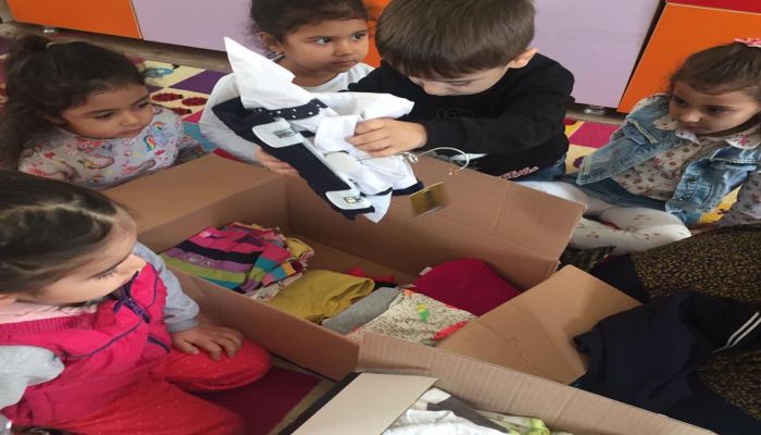 Küçüklerden Anlamlı Destek