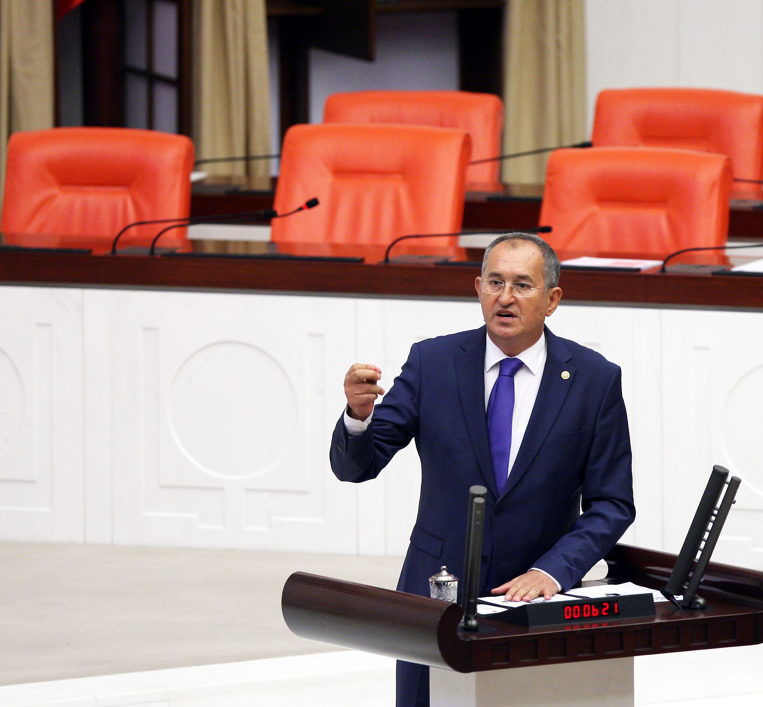 İşe yerleştirmede yeni bir Rektör skandalı daha!