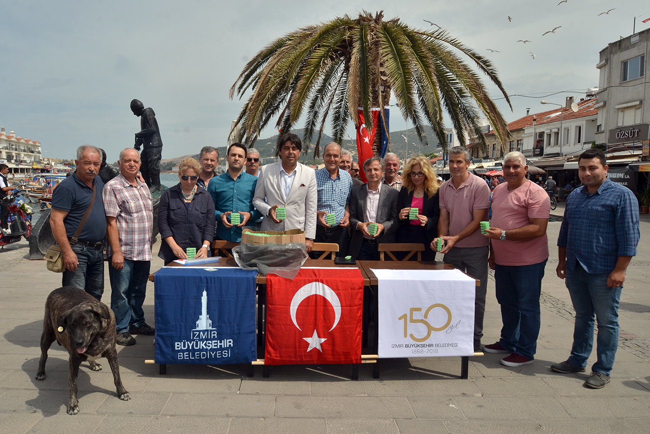 Foçalı Arıcılara Büyükşehir Desteği