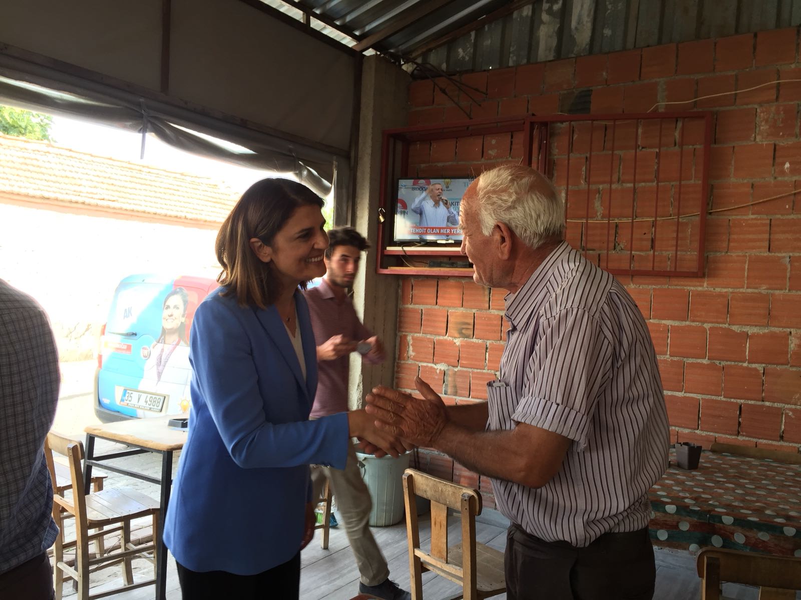 “Oylarımızı güvenli geleceğe atalım”