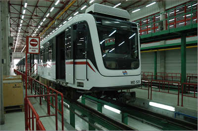 Metro vagonu için yeraltı otoparkı yapılıyor