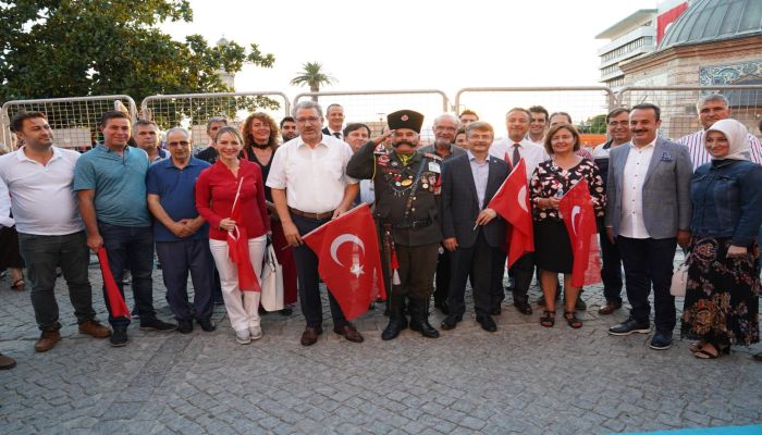 15 Temmuz gecesini unutturmayacağız