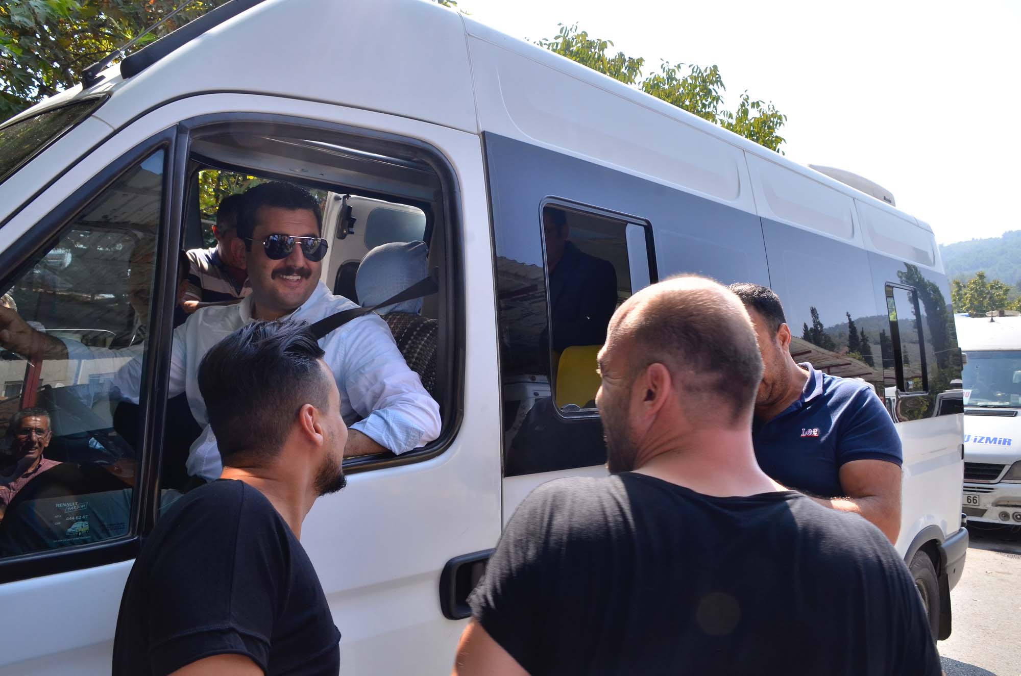 Şoför Koltuğunda Bir Başkan