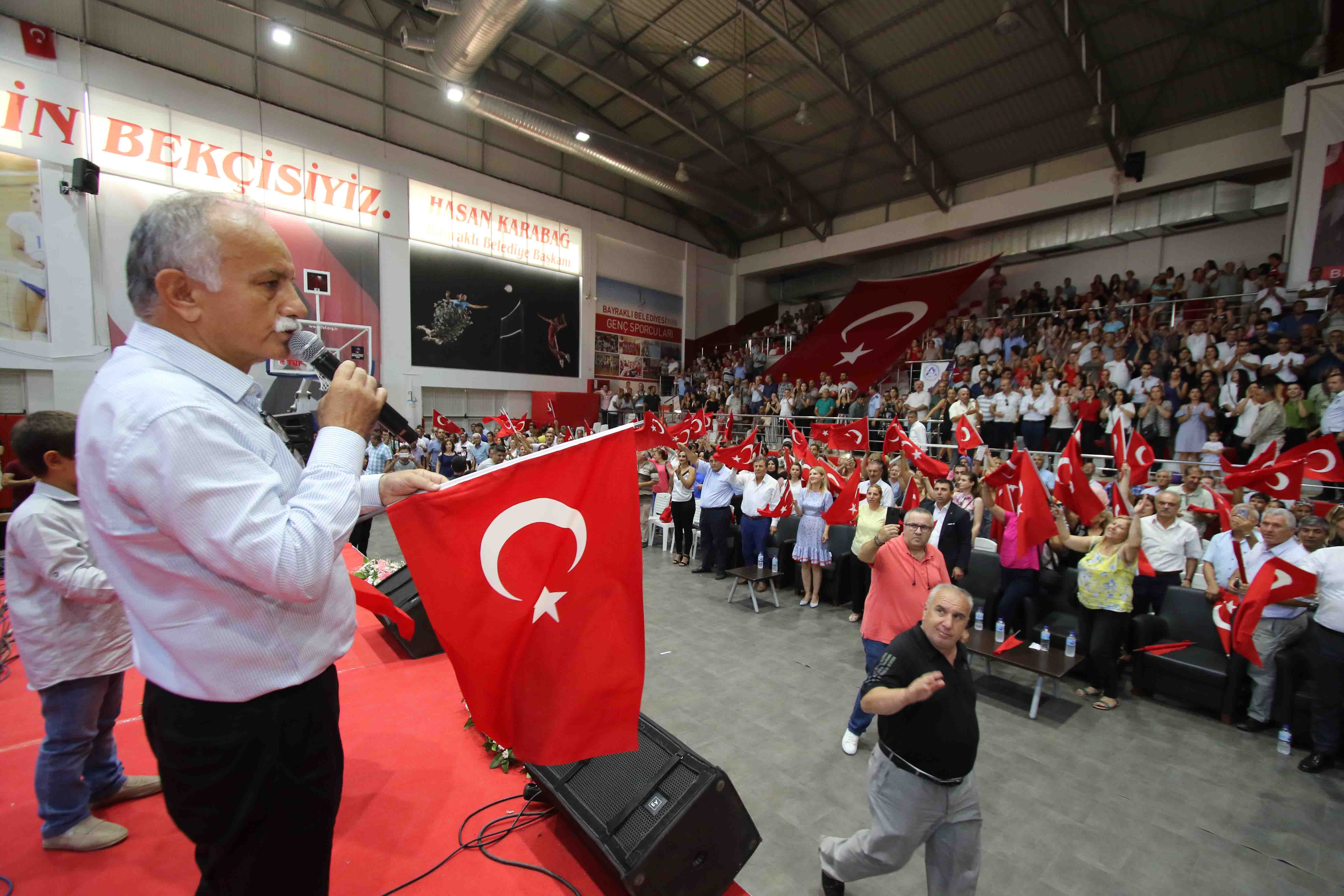 Bayraklı’da Buruk Bayramlaşma