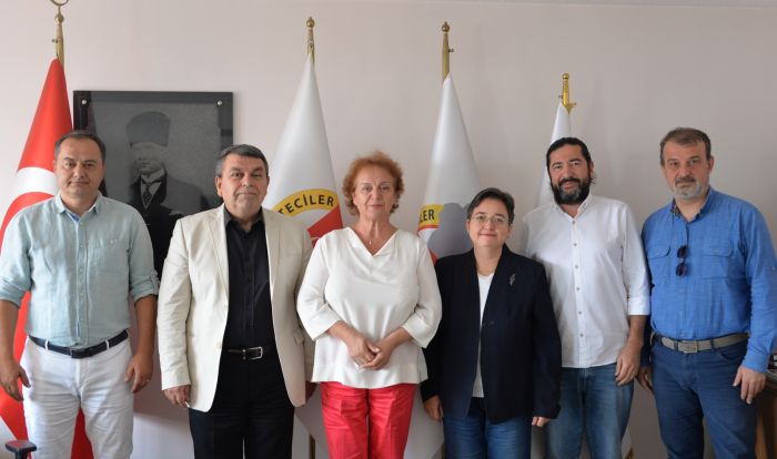 Gazetecilere Ödül
