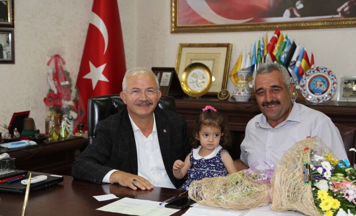 “Halkın Makamında Bir Hizmetkarız”