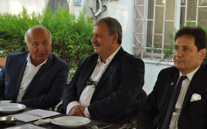 İzmir’i Yönetmeye Talibim