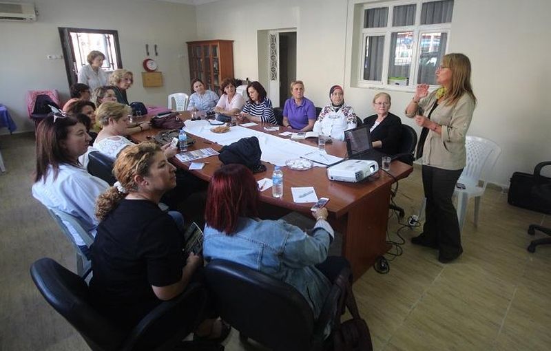 ‘Stresle Başa Çıkma ve Öfke Kontrolü’ Seminerine Yoğun İlgi