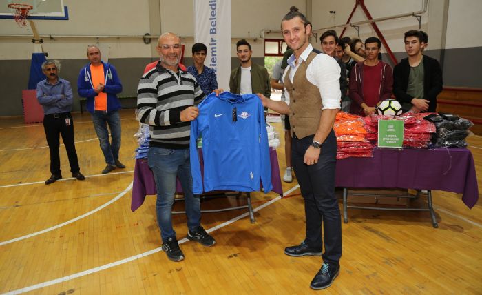 “Sporun ve Sporcunun Yanındayız