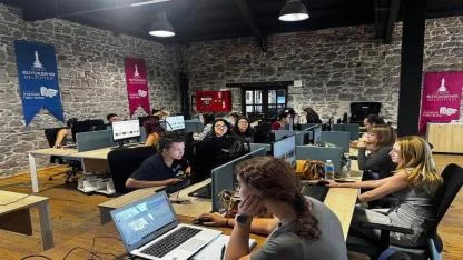 Büyükşehir’den gençlere “Canva” eğitimi
