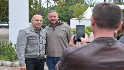 Demir Demirkan bu kez edebiyat sahnesinde hayranları ile buluştu